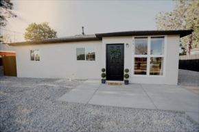 The White House-NEWLY REMODELED & CENTRALLY LOCATED!